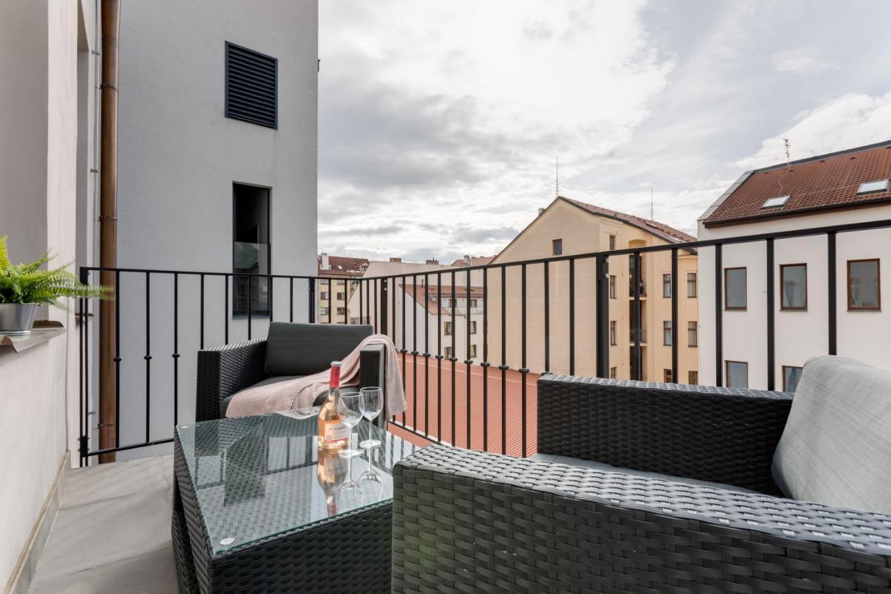 Andel Design Duplex, Ac, Garage Apartamento *